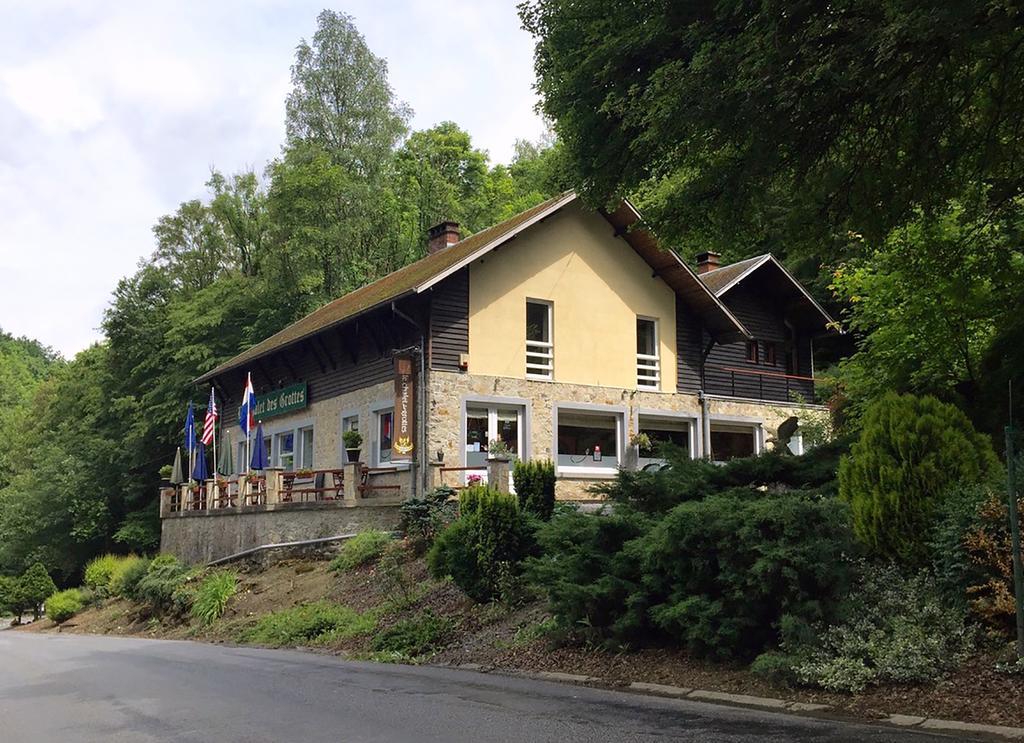 Chalet Des Grottes Hotel Hastiere-Lavaux Exterior photo